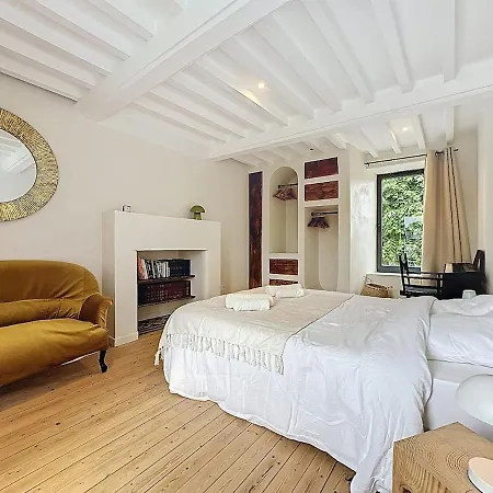 Villa Oia - Stone House With Cycladic Charm Reviers