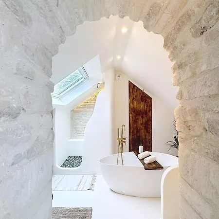 Oia - Stone House With Cycladic Charm Villa *